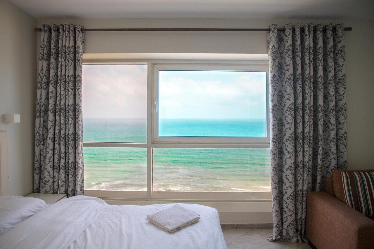 Apartments4You Leonardo 11 بات يام المظهر الخارجي الصورة