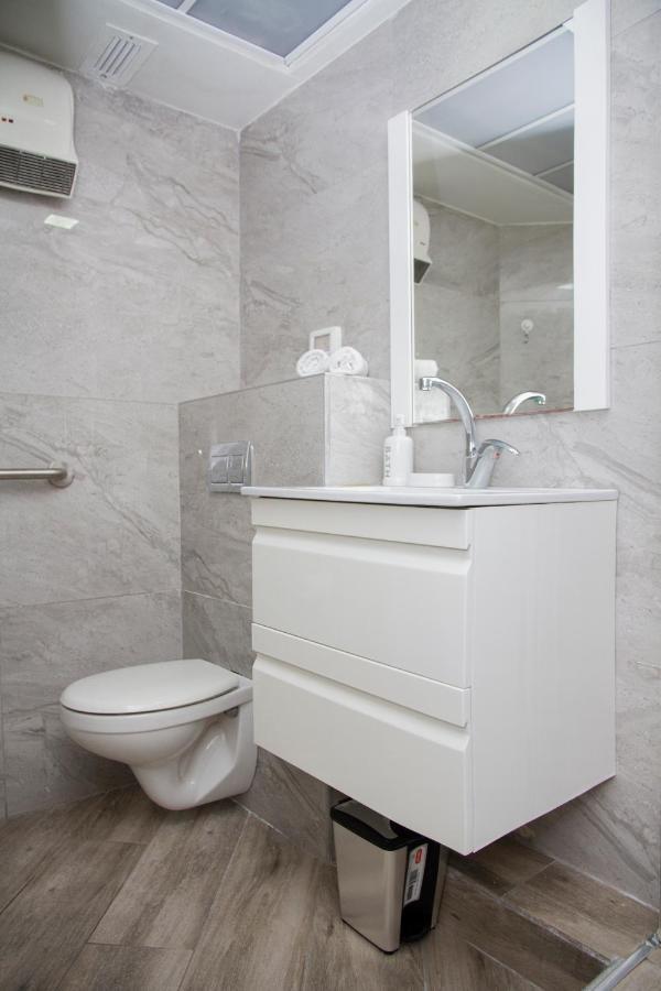 Apartments4You Leonardo 11 بات يام المظهر الخارجي الصورة