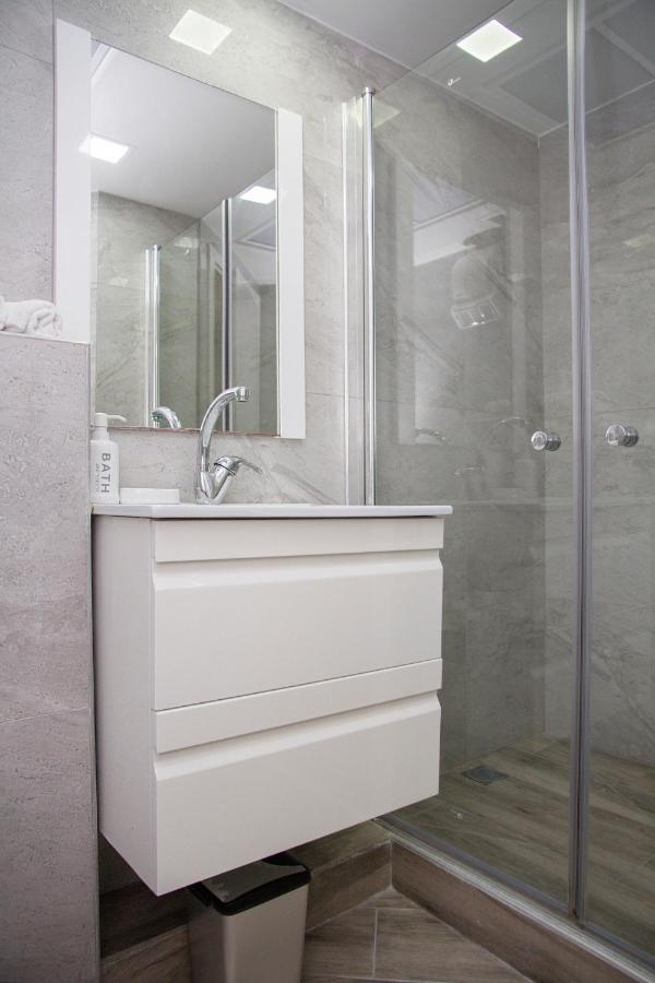 Apartments4You Leonardo 11 بات يام المظهر الخارجي الصورة